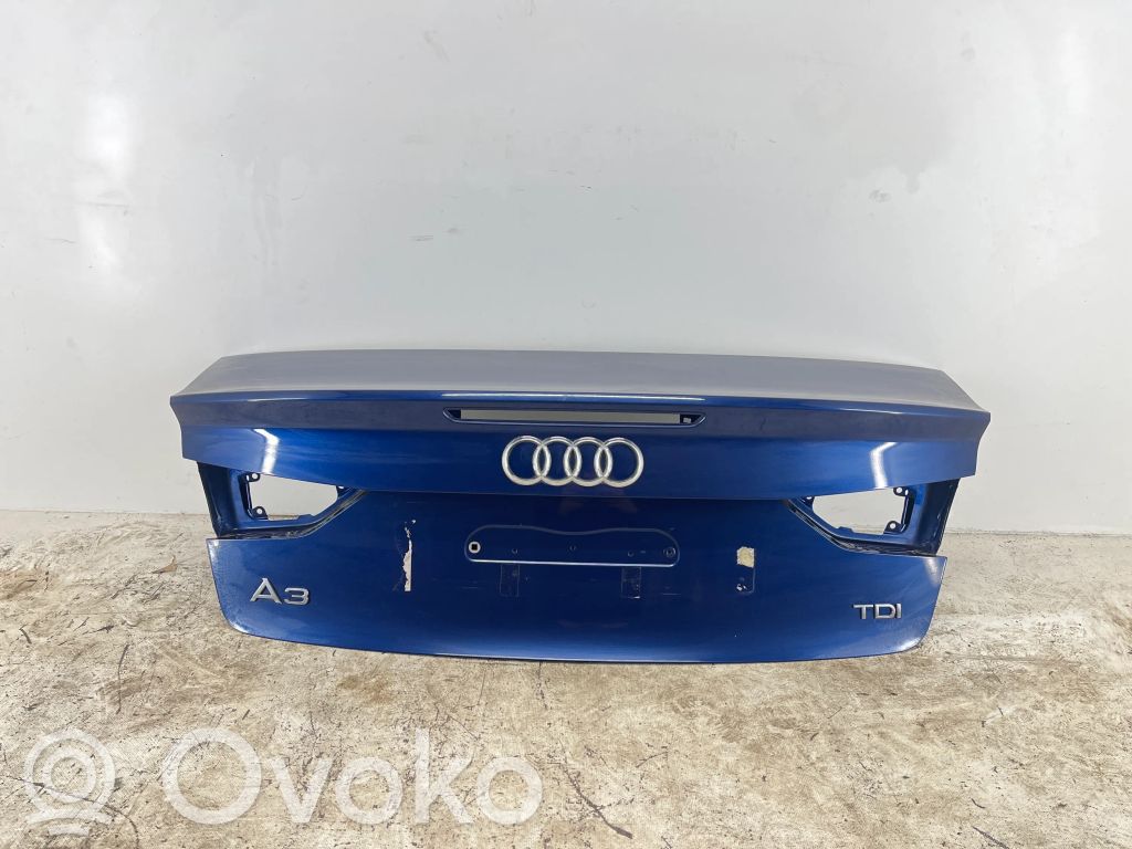 Audi A3 S3 8V Takaluukun/tavaratilan kansi 