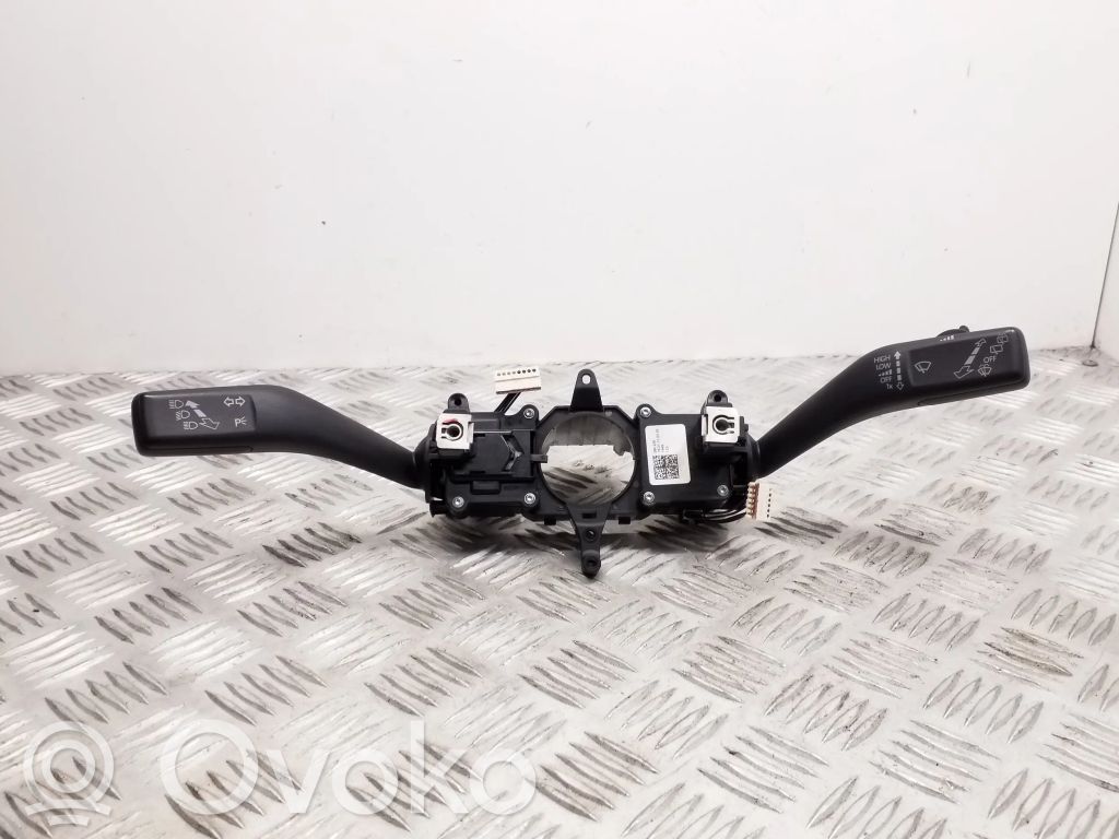 Volkswagen Scirocco Wiper turn signal indicator stalk/switch 