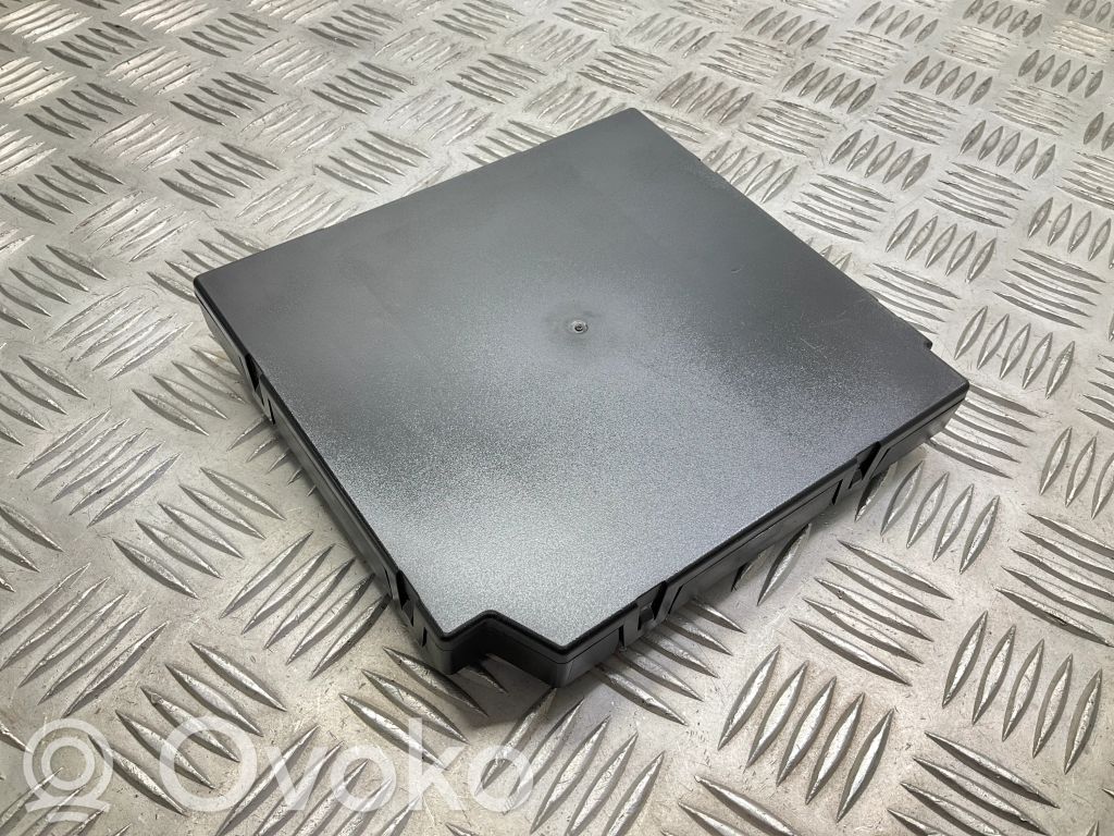Audi A1 Comfort/convenience module 