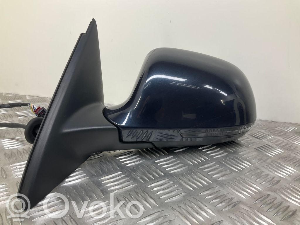 Audi Q3 8U Front door electric wing mirror 