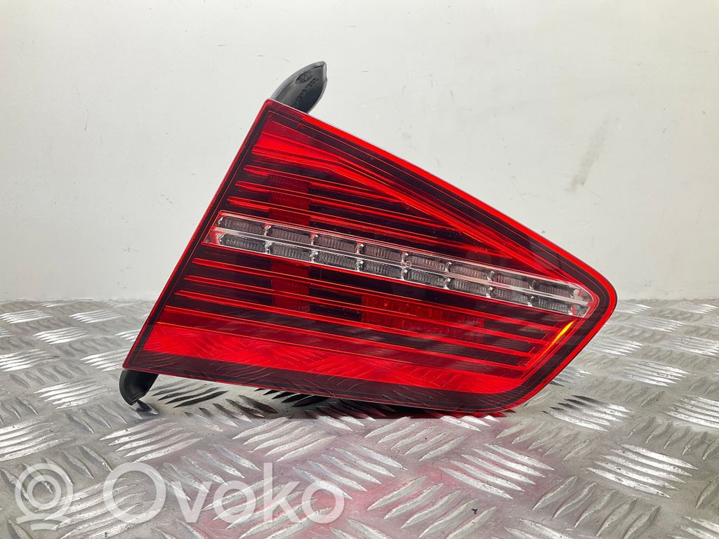 Volkswagen PASSAT B8 Feux arrière sur hayon 