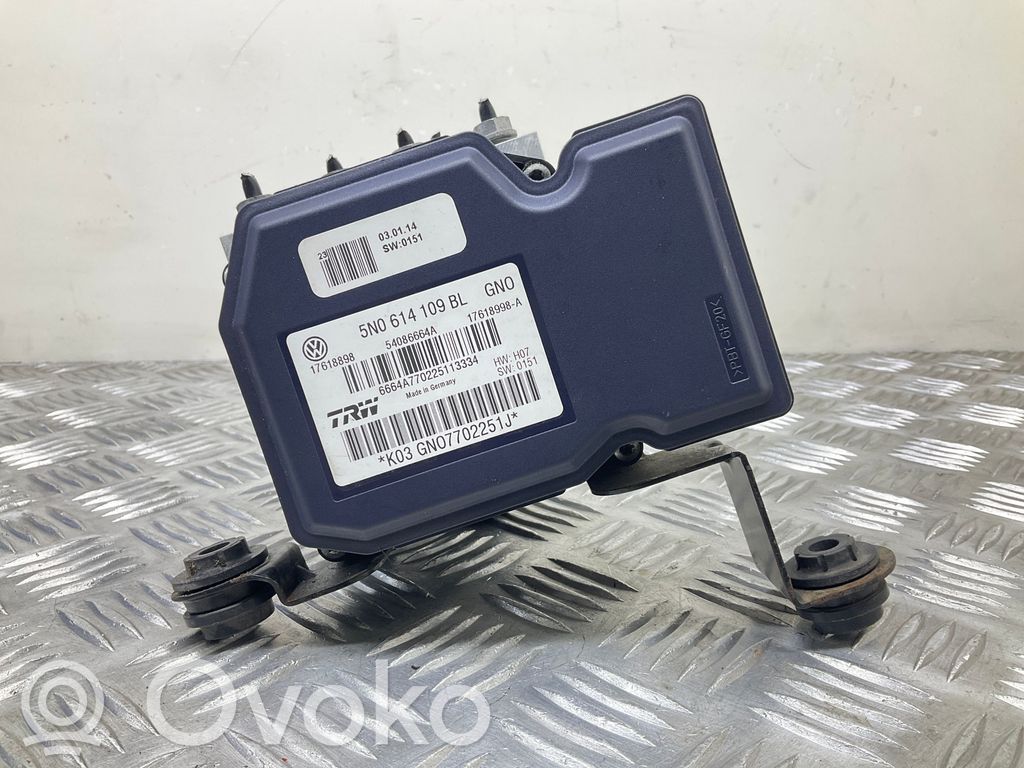 Audi Q3 8U ABS-pumppu 