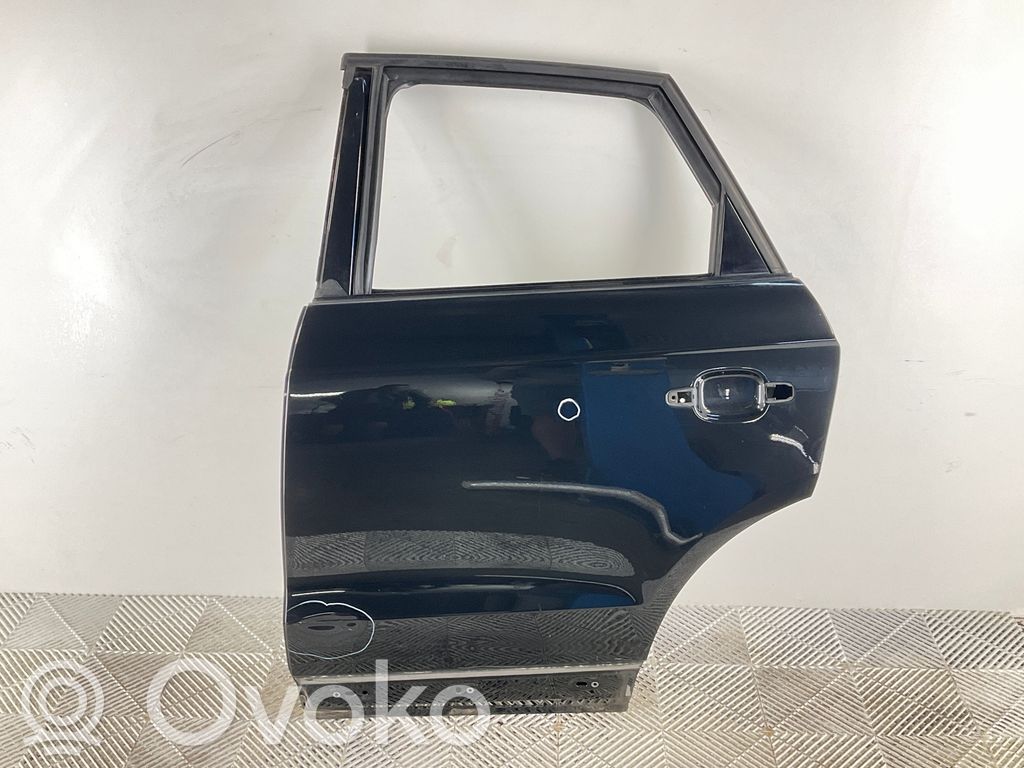 Puerta trasera   8U0833311C