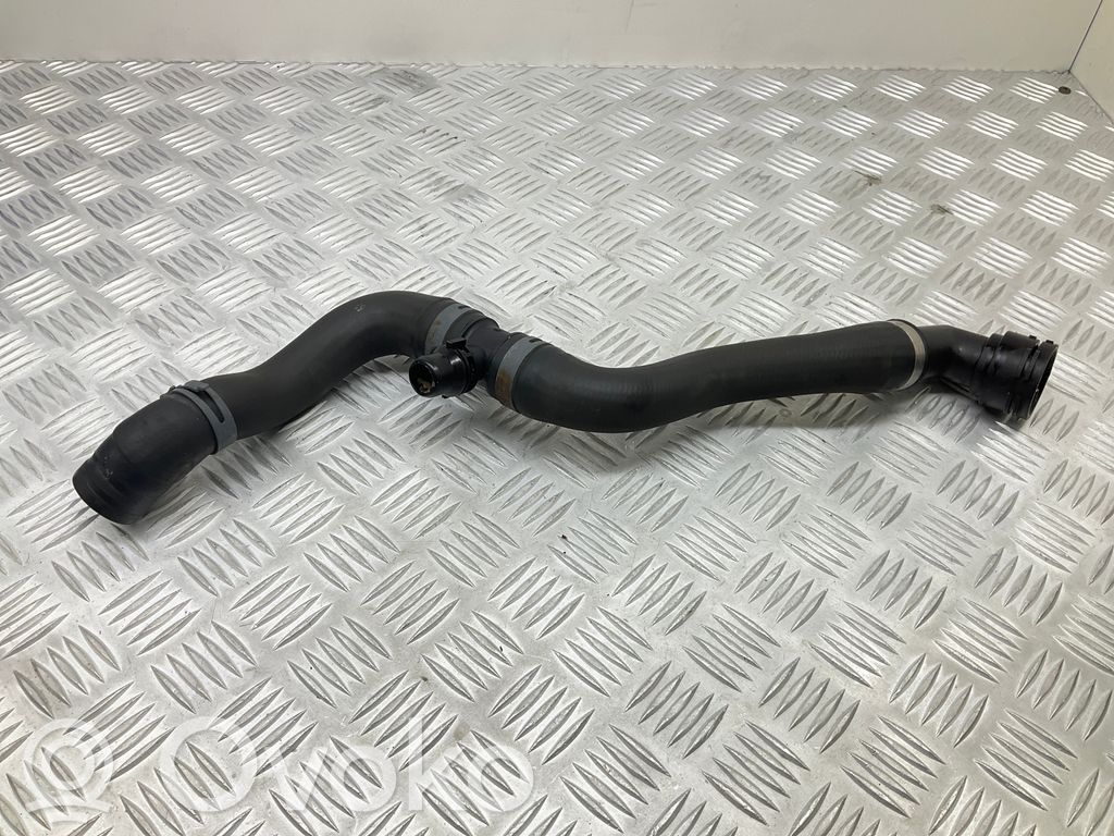 Audi A4 S4 B9 Caurulīte (-es) / šļūtene (-es) 