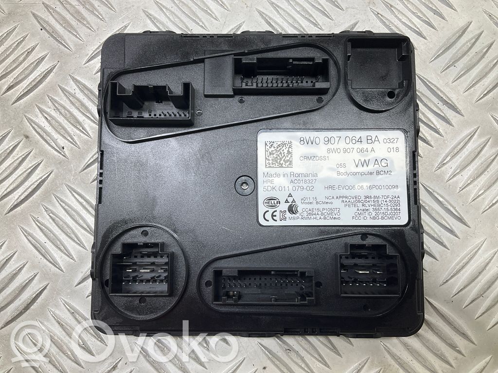 Audi A4 S4 B9 Comfort/convenience module 