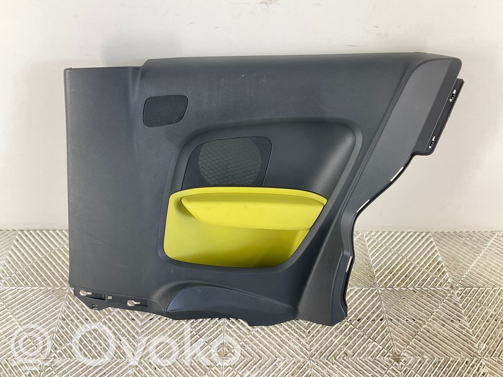 Audi A1 Boczek / Tapicerka drzwi tylnych 