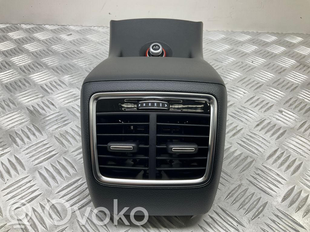 Audi Q3 8U Rejilla de ventilación trasera 