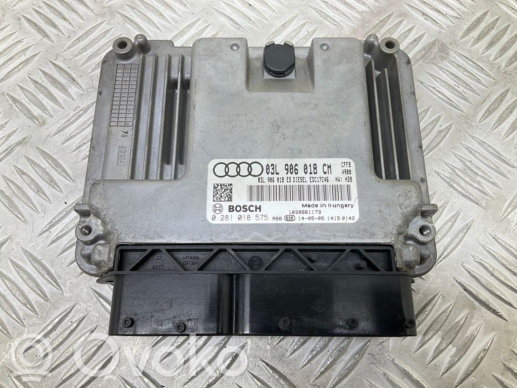 Audi Q3 8U Engine control unit/module ECU 