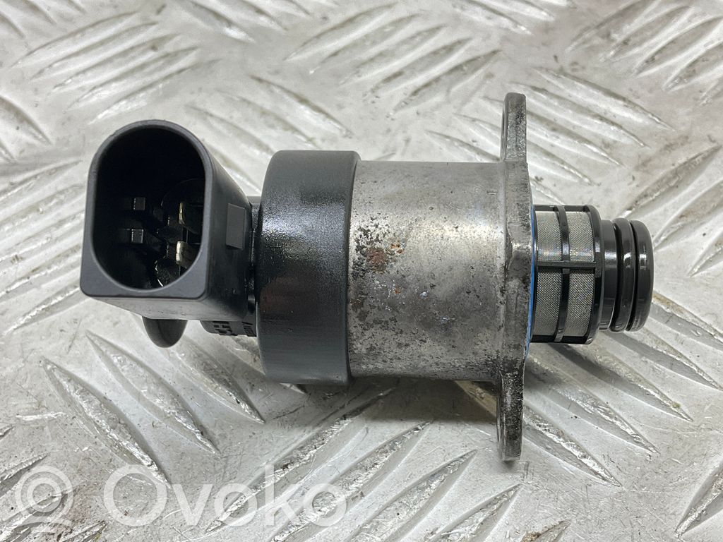 Volkswagen Golf VII Датчик уровня горючего 