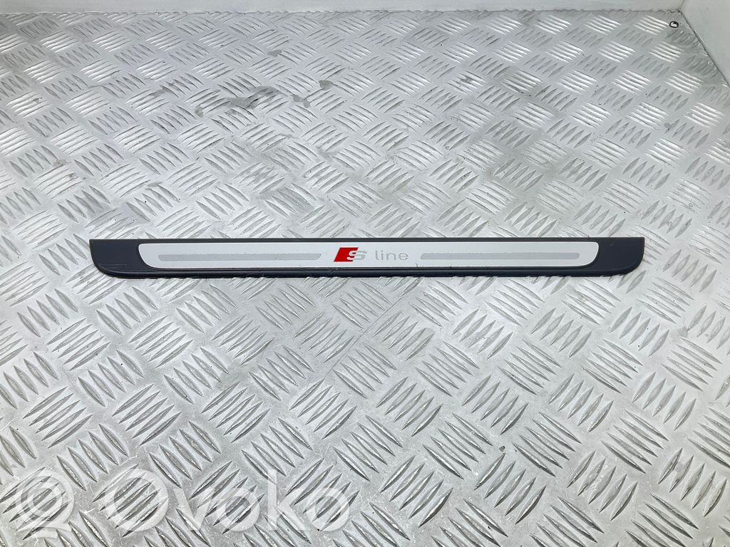 Audi A3 S3 8V Listwa progowa przednia 