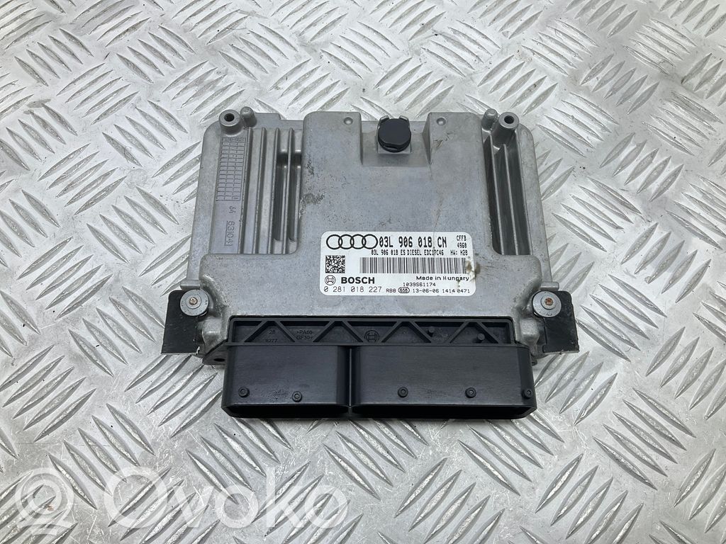 Audi Q3 8U Engine control unit/module ECU 