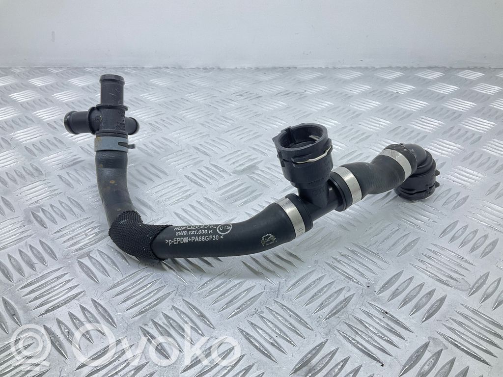 Audi A4 S4 B9 Engine coolant pipe/hose 