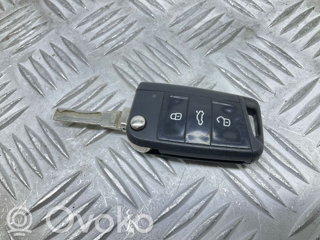Seat Leon (5F) Virta-avain/kortti 