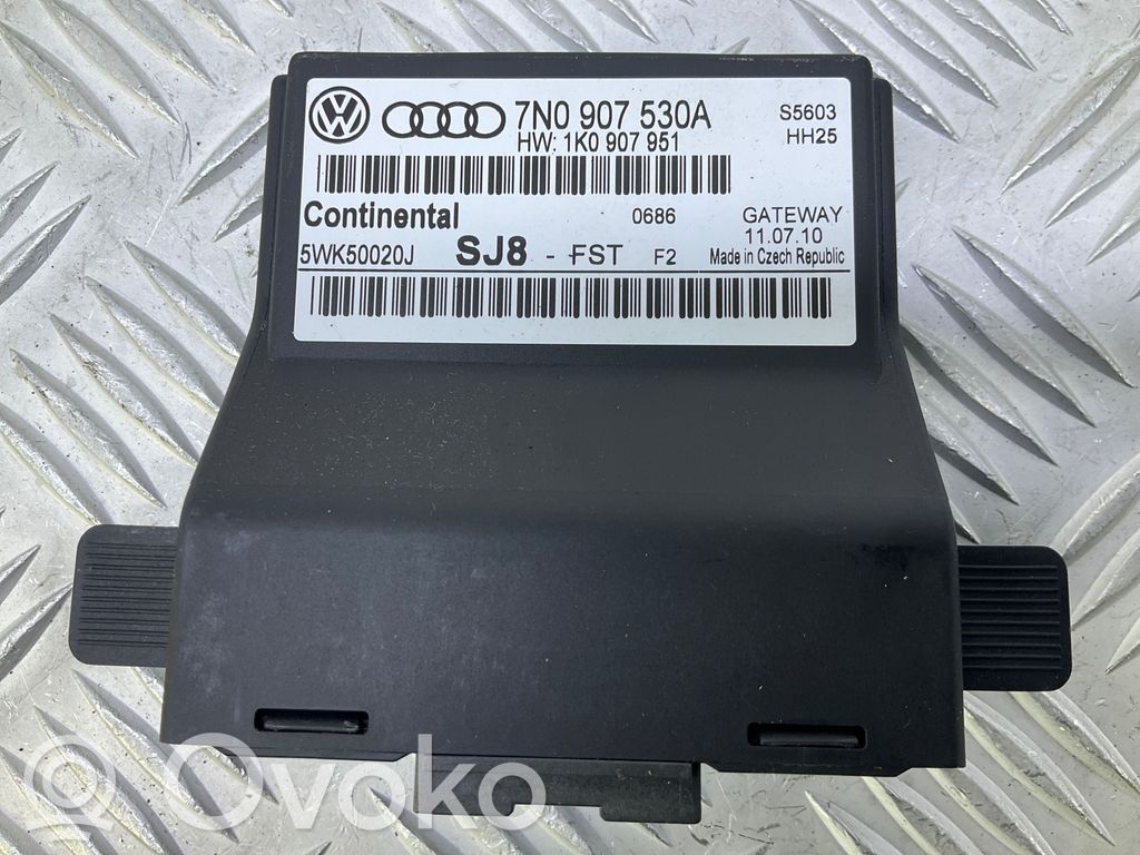 Volkswagen Golf Plus Gateway control module 