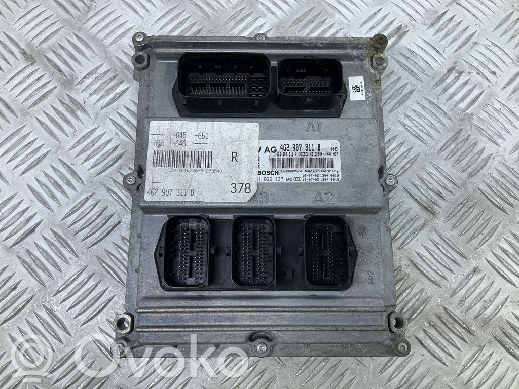 Engine control unit/module   4G2907311B