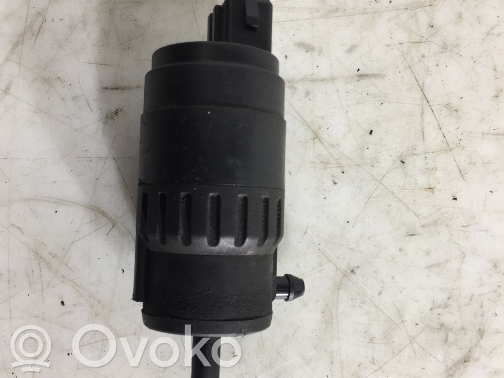 Peugeot Boxer Windscreen/windshield washer pump 