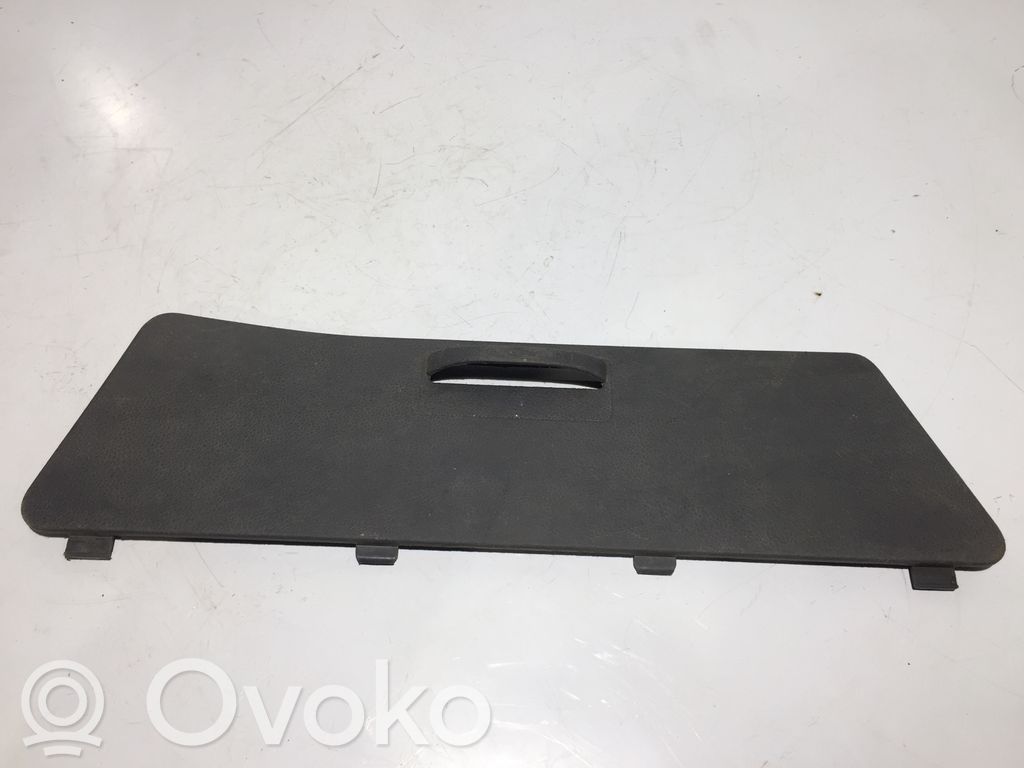 Bagažinės apdailos dangtelis   3M51R312A29A