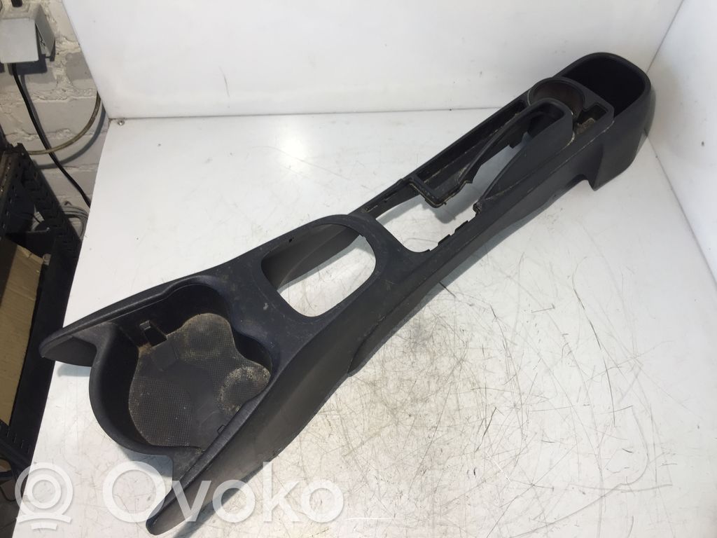 Toyota Yaris Centrinė konsolė 