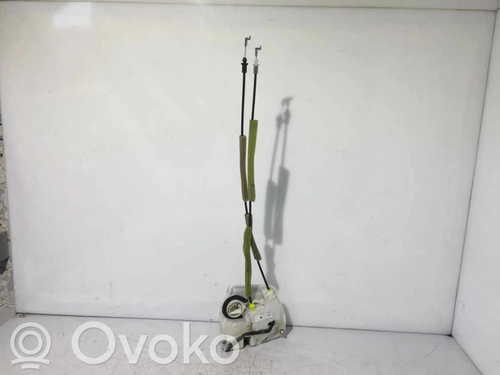 Rear door lock   GHR1D0854