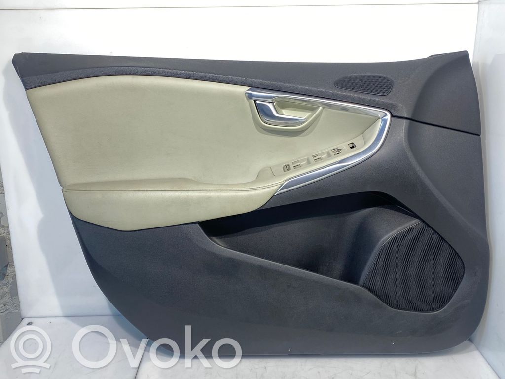 Volvo V40 Cross country Front door card panel trim 