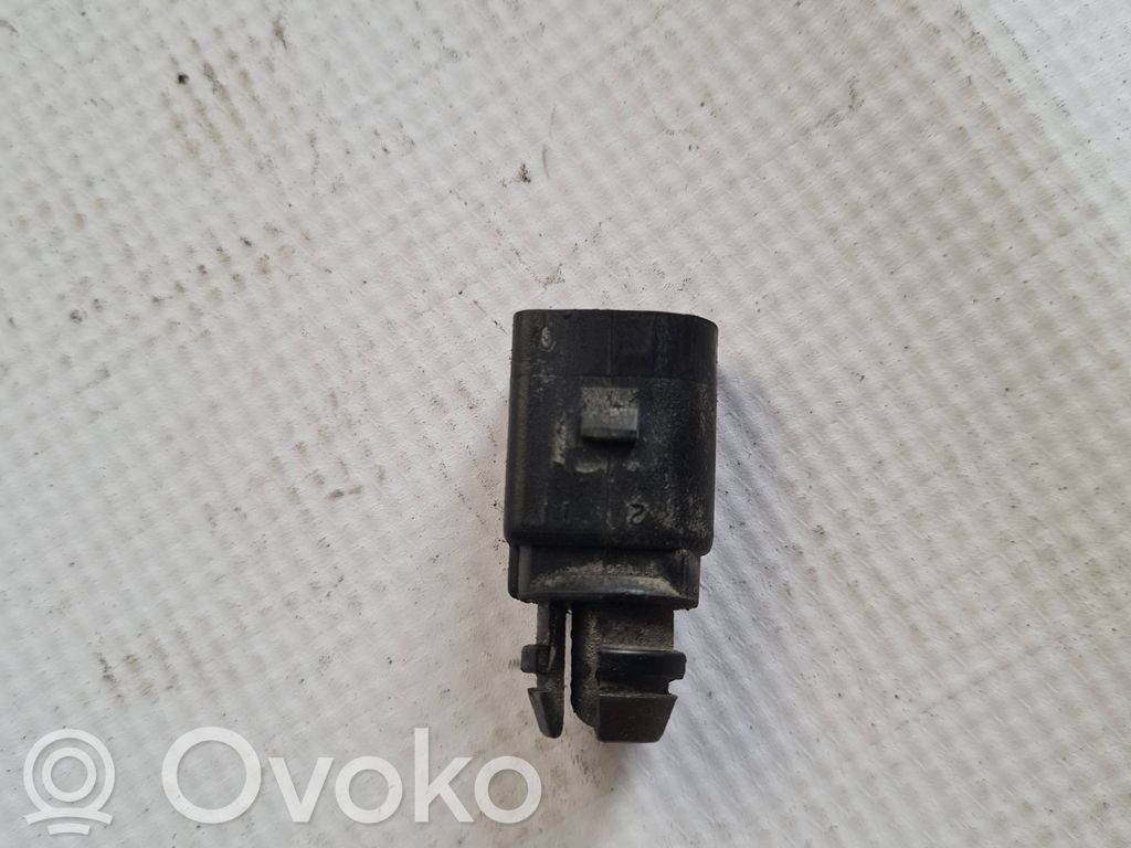 Sensor de temperatura interna/externa   8Z0820535,6RD820535,8Z0820535B