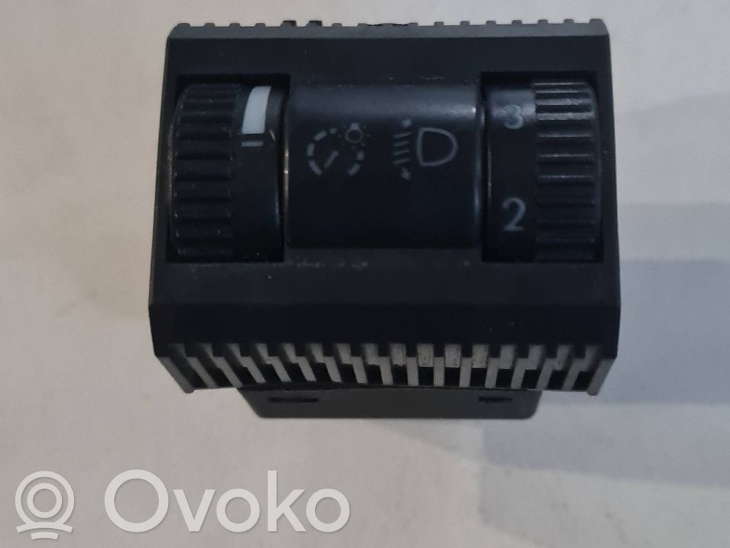 Volkswagen Polo Headlight level height control switch 