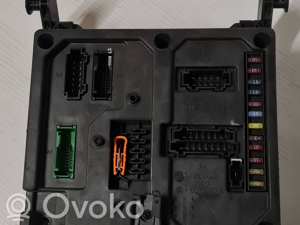 Ford Galaxy Fuse module 
