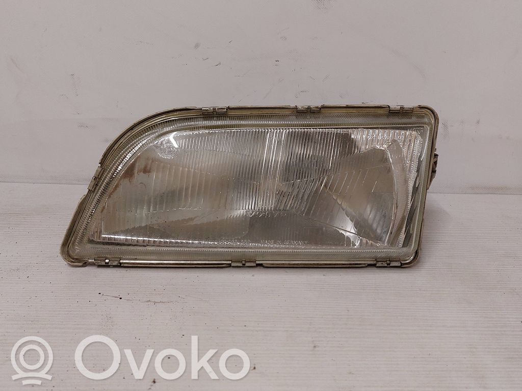 Volvo S40, V40 Headlight/headlamp 