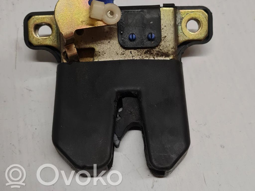 Audi A6 S6 C5 4B Tailgate/trunk/boot lock/catch/latch 