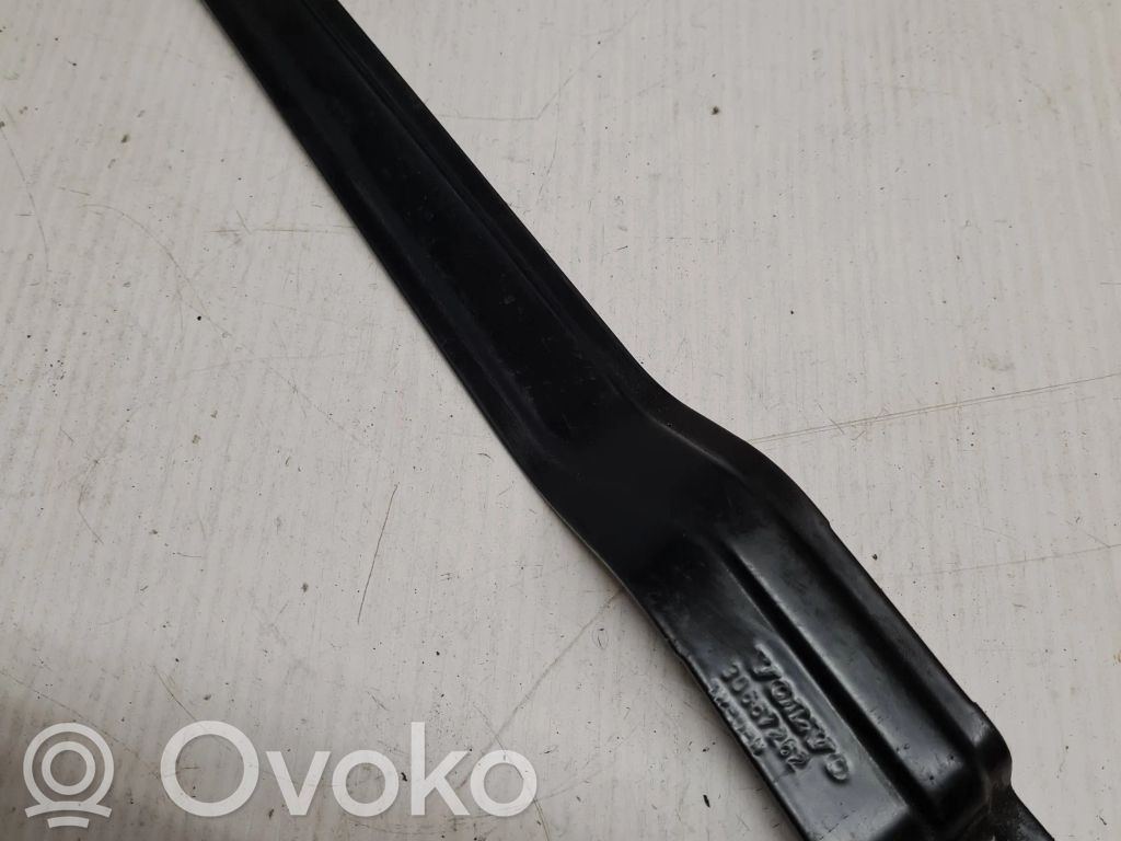 Volvo V70 Akumuliatoriaus laikiklis 
