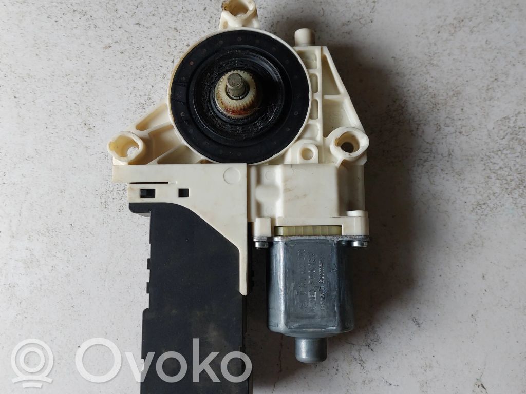 Peugeot 407 Fensterhebermotor Tür vorne 