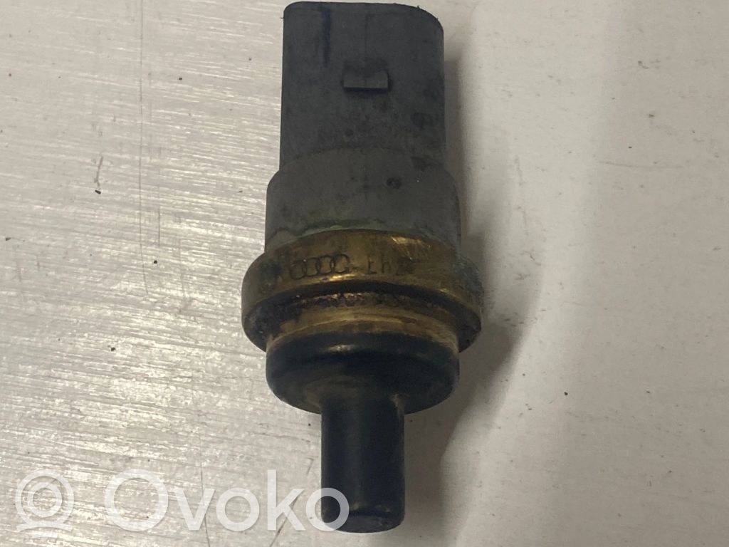 Volkswagen Golf V Coolant level sensor 