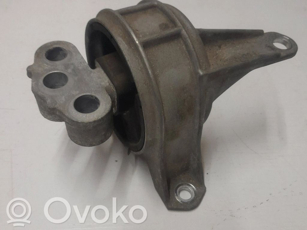 Engine mount bracket   90539246,5684055