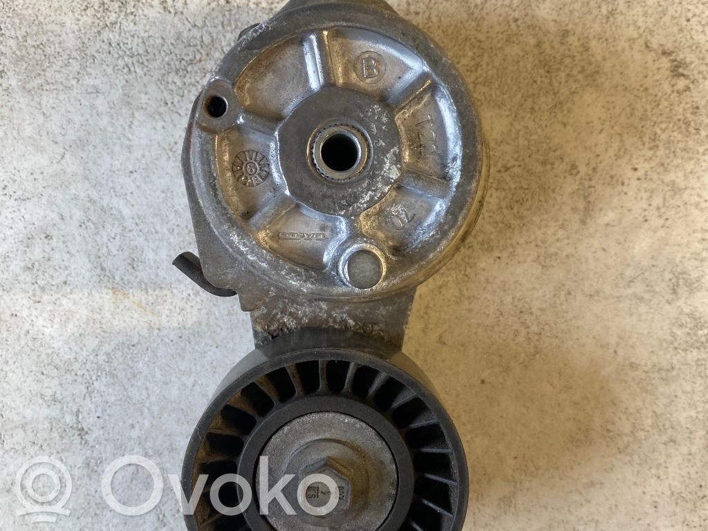Jeep Cherokee KJ Diržo įtempėjas 