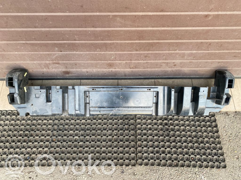 Jeep Cherokee III KJ Galinis laikiklis bamperio 