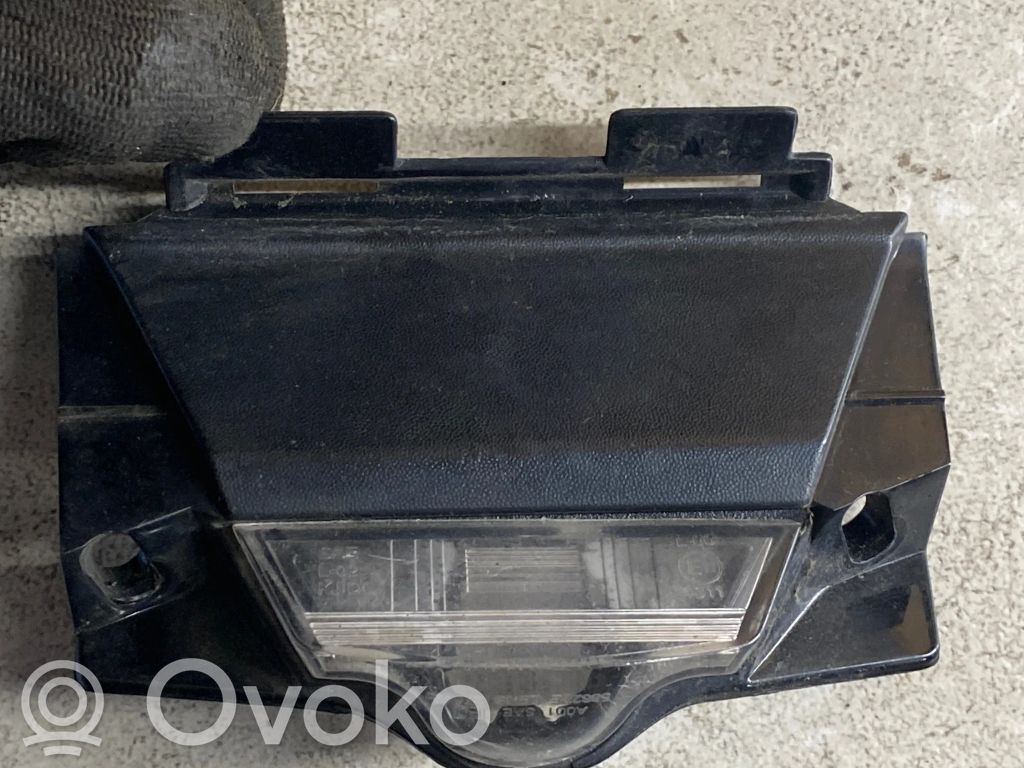 Jeep Cherokee KJ Lampa oświetlenia tylnej tablicy rejestracyjnej 