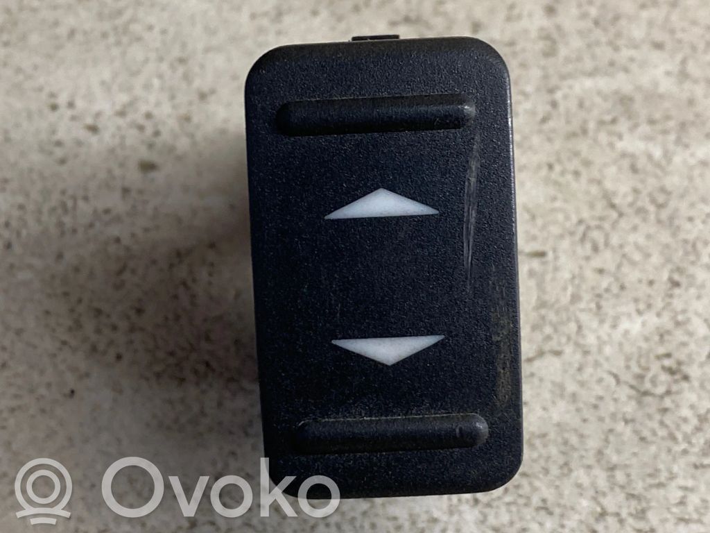 Ford Mondeo MK IV Electric window control switch 