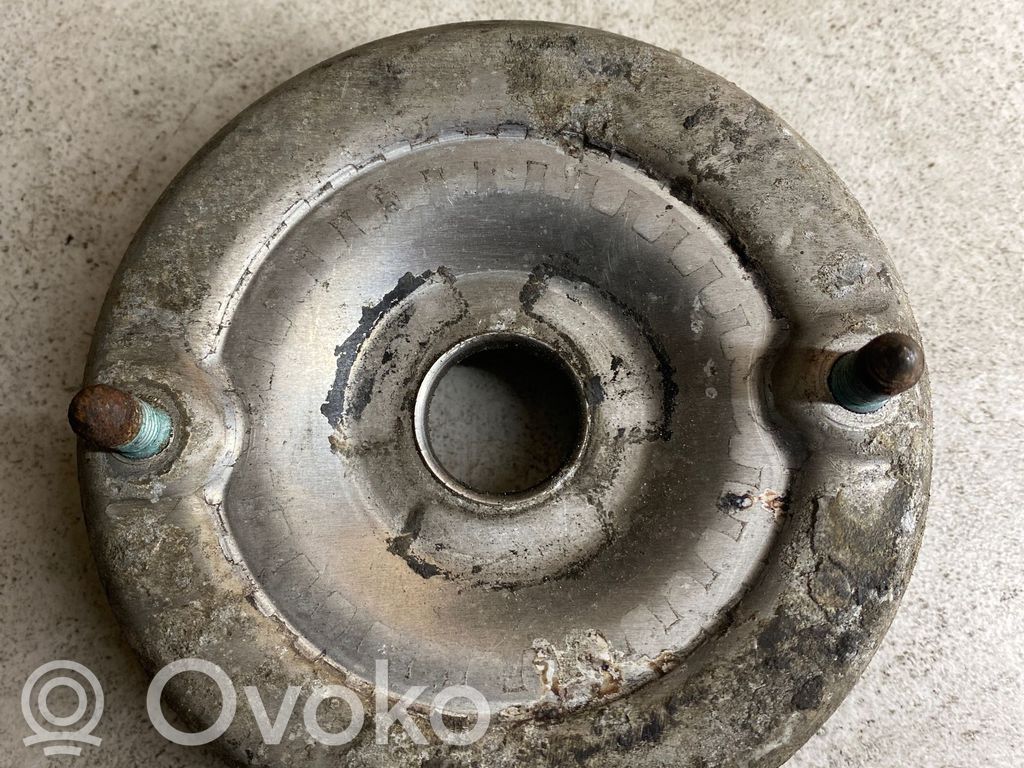Mocowanie sprężyny amortyzatora   8D0412111C