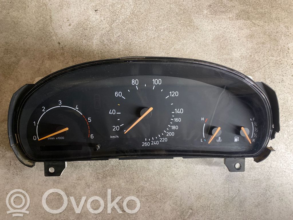 Saab 9-5 Speedometer (instrument cluster) 