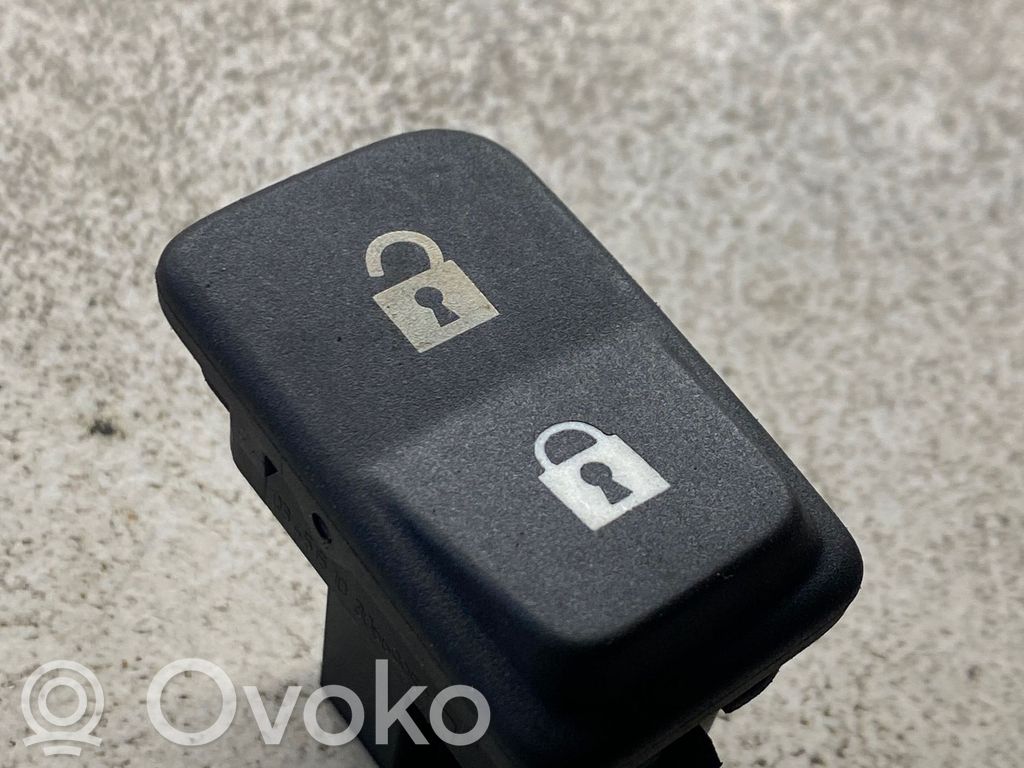 Volvo V50 Central locking switch button 