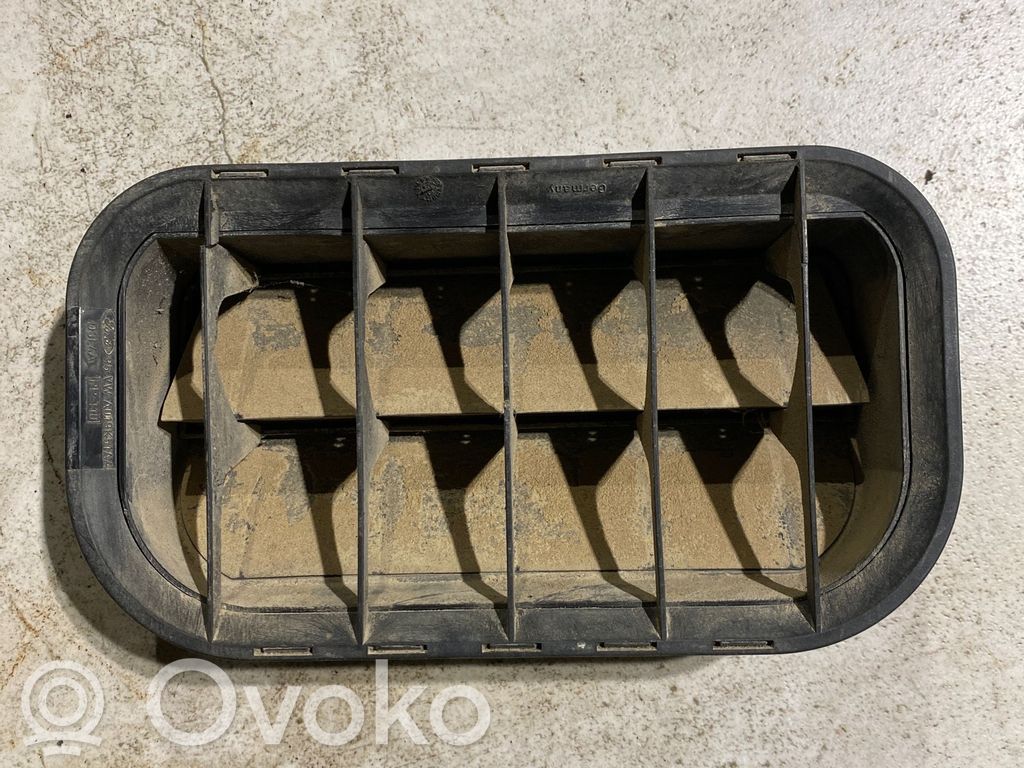 Quarter panel pressure vent   A019K51AA,PPT10,D3L4A