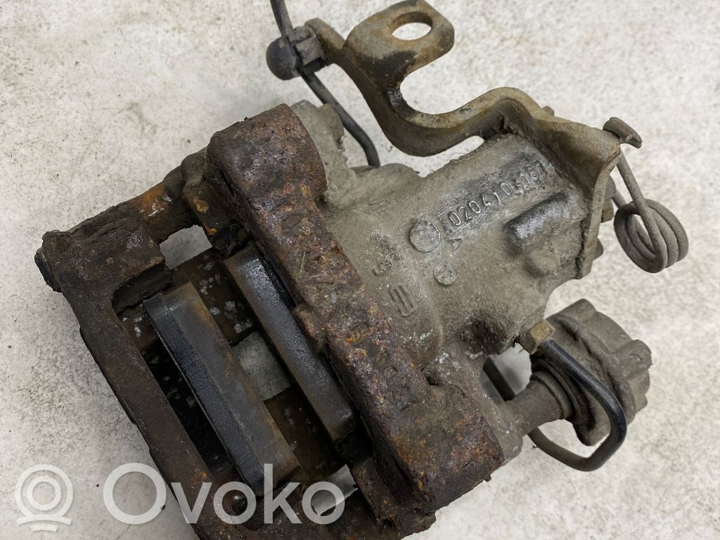 Citroen C4 Grand Picasso Tylny zacisk hamulcowy 