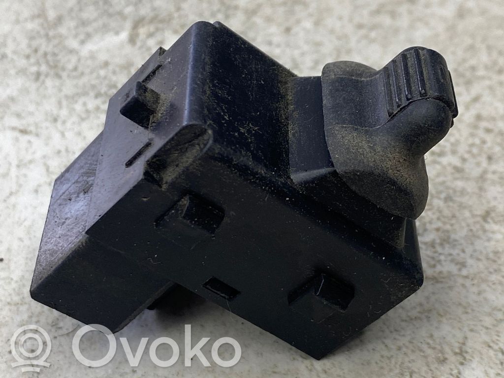 Chrysler Sebring (ST-22 - JR) Electric window control switch 
