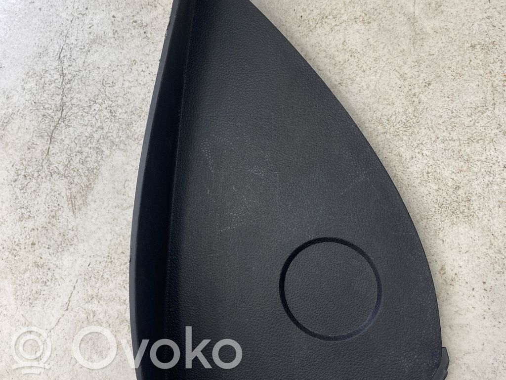 BMW 1 E81 E87 Panelės apdailos skydas (šoninis) 