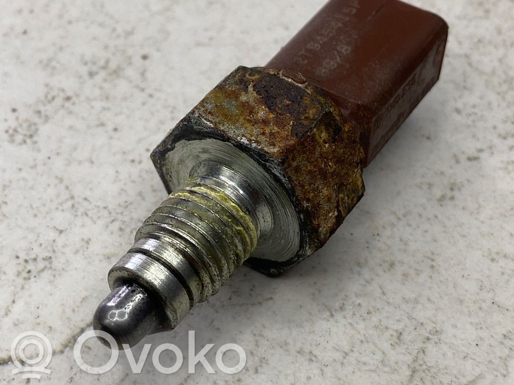 Volkswagen Golf V Reversing light switch sensor 