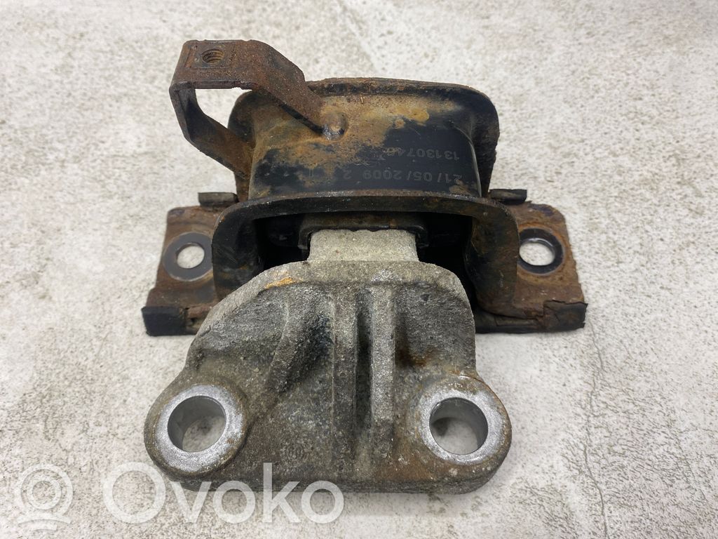 Opel Corsa D Gearbox mount 