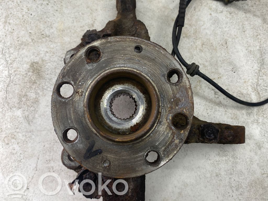 Opel Corsa D Priekinis kelmas 