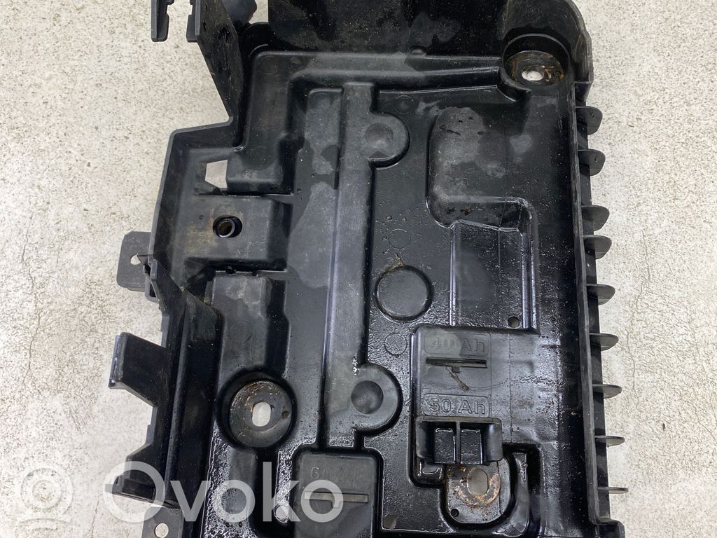 Opel Corsa D Battery tray 
