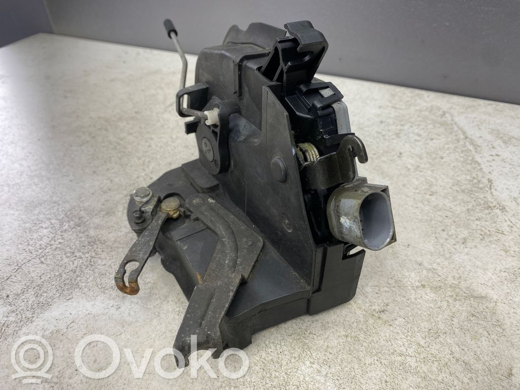 BMW 3 E46 Durų spyna (dvidurio) 