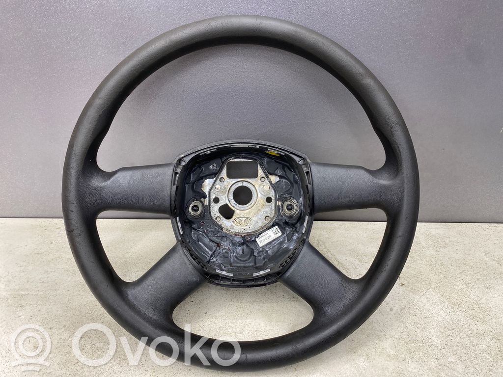 Audi A4 S4 B7 8E 8H Vairas 